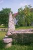 Pohľad na dolmen Holíčske menhiry/Holicske menhiry