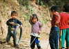 Deti s hračkami Laos